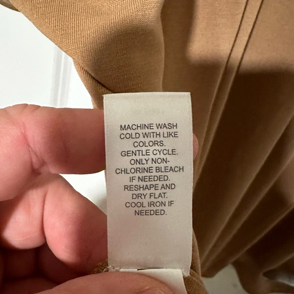 JJill V Neck Tee - Picture 4 of 9